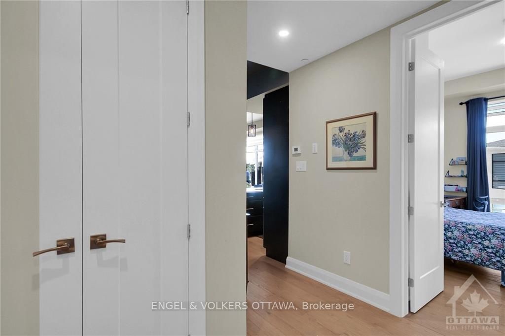 Photo 20 of Unit 402, 101 Cortile, Ottawa, Riverside South/Gloucester Glen — HOMEH