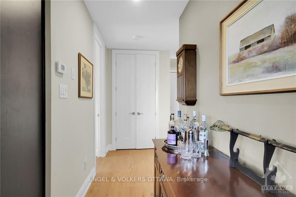Photo 21 of Unit 402, 101 Cortile, Ottawa, Riverside South/Gloucester Glen — HOMEH