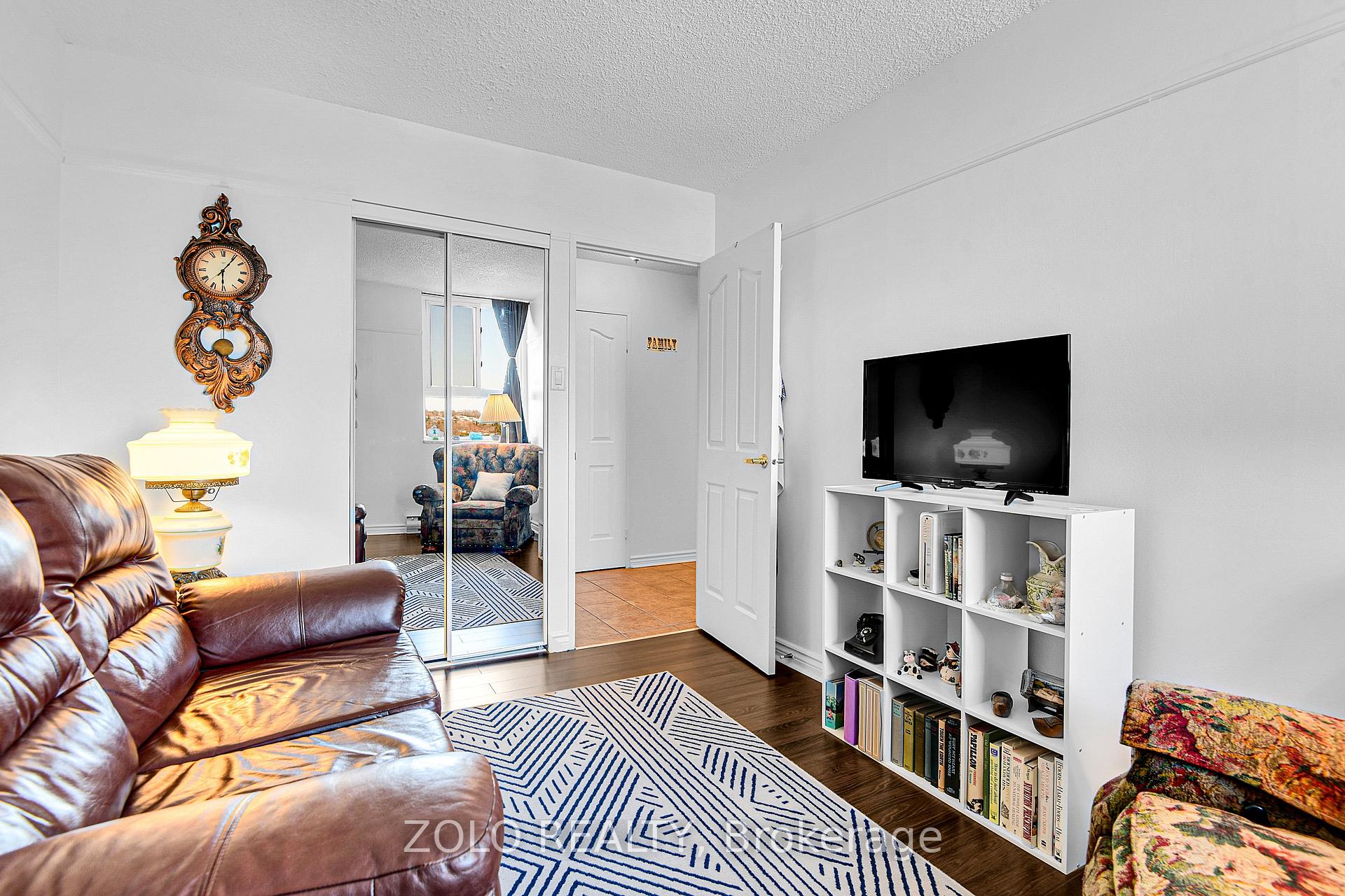 Photo 24 of Unit 905, 2000 Jasmine Crescent, Ottawa, Beacon Hill South — HOMEH