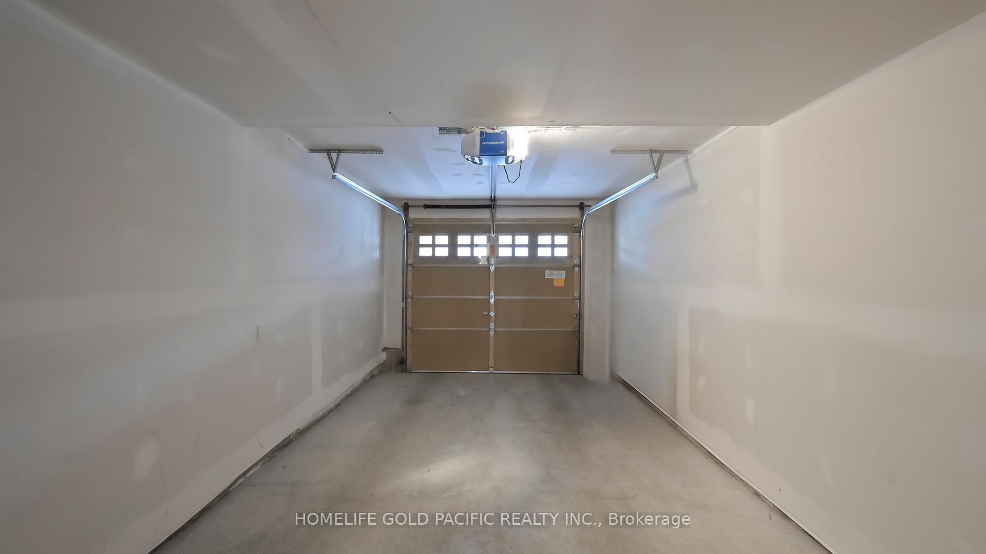 Photo 38 of 55 Cornell Centre Boulevard, Markham, Cornell — HOMEH