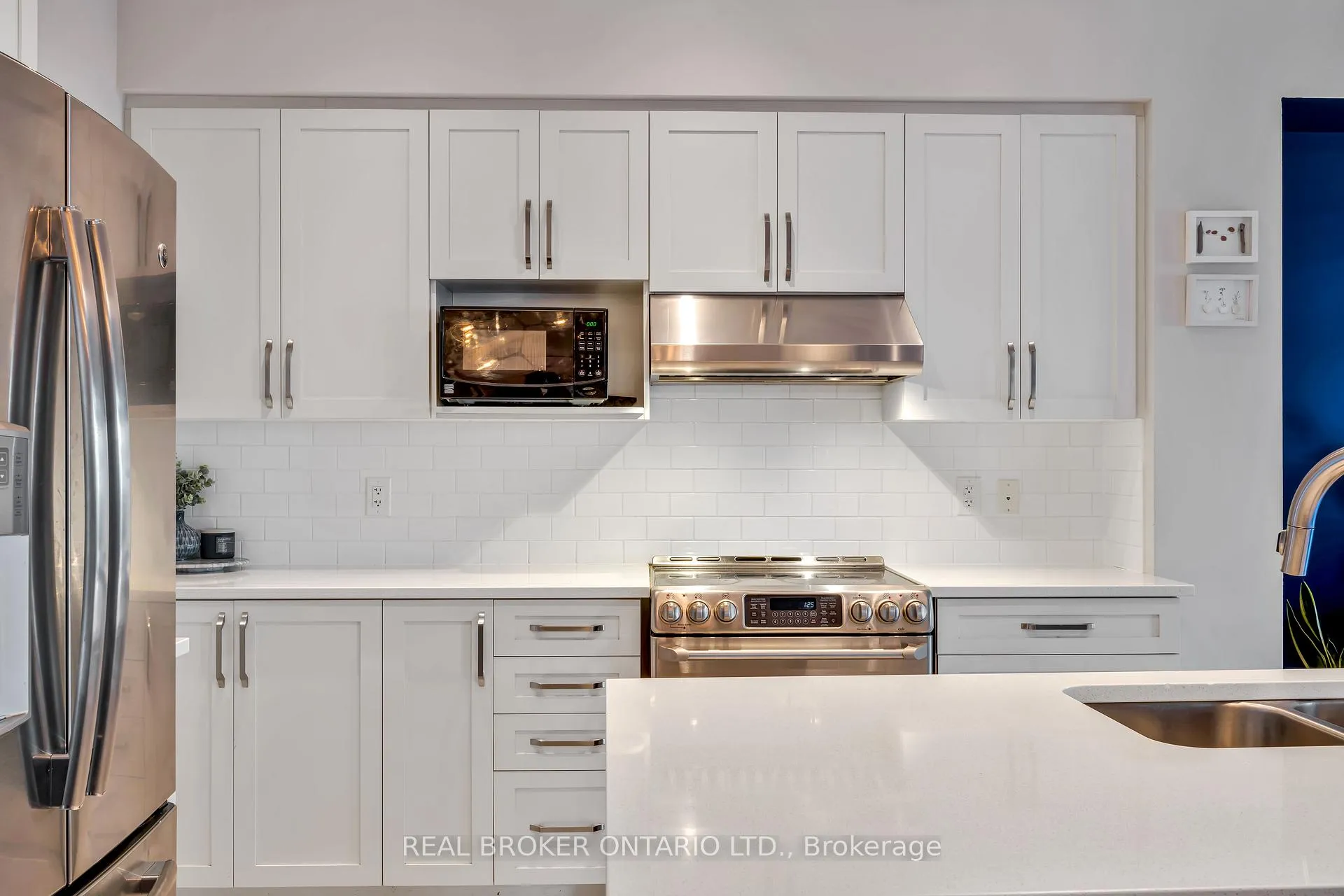 Photo 12 of 291 Shinleaf Crescent, Ottawa, Mer Bleue/Bradley Estates/Anderson Park — HOMEH