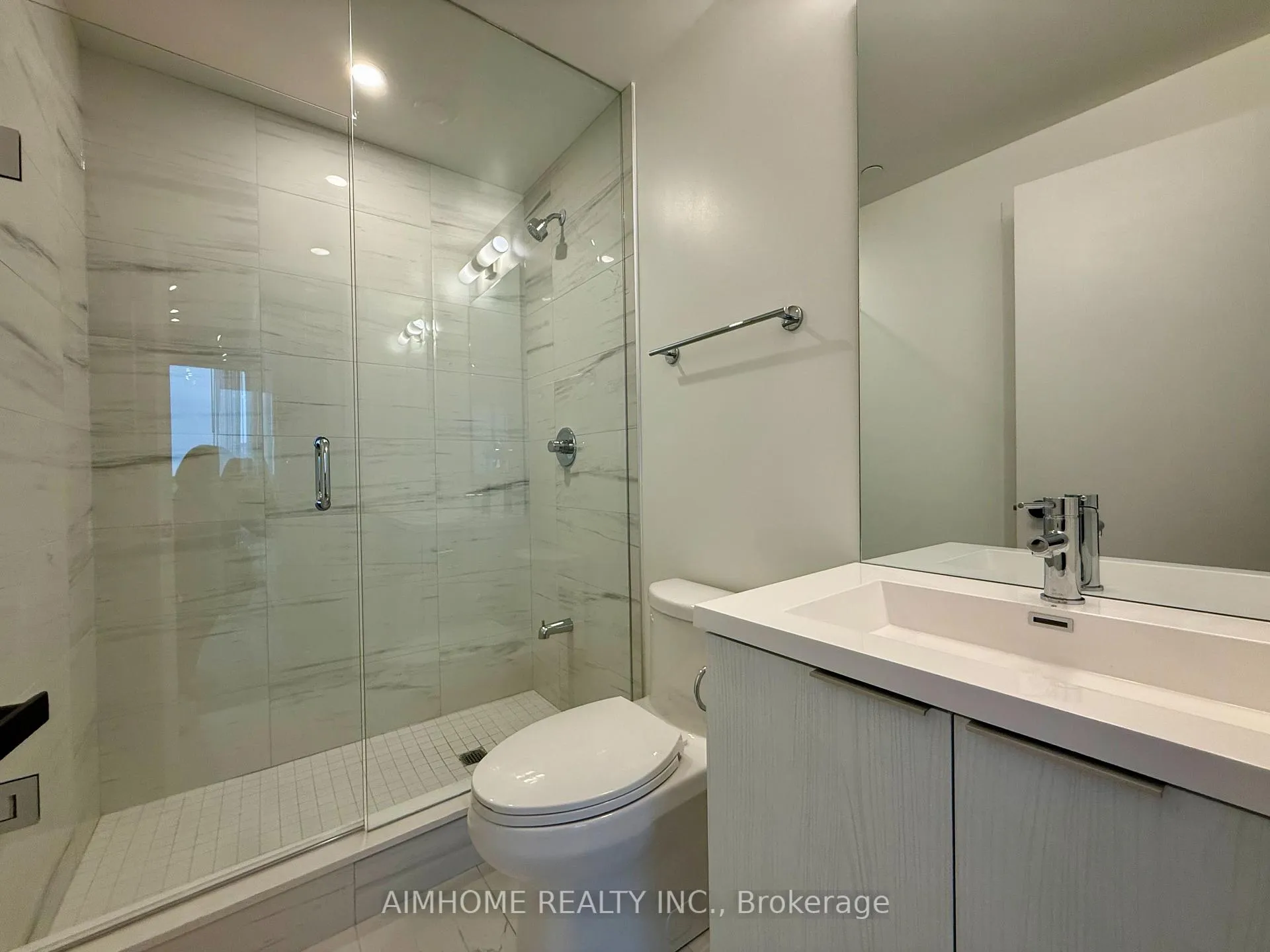 Photo 12 of Unit 2909, 8 Interchange Way, Vaughan, Vaughan Corporate Centre — HOMEH