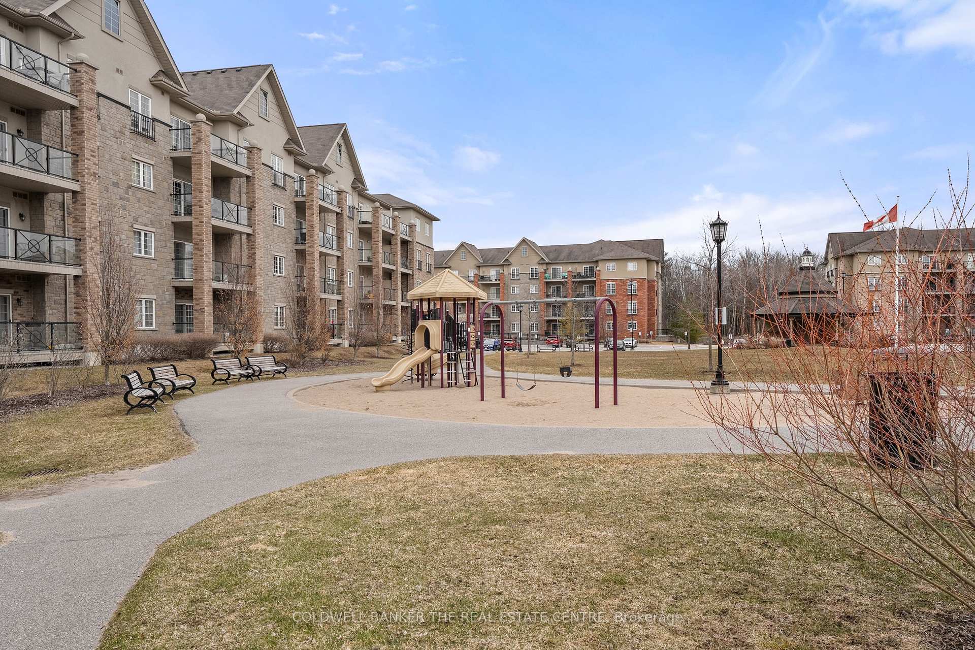 Photo 20 of Unit 1, 53 Ferndale Drive S, Barrie, Ardagh — HOMEH