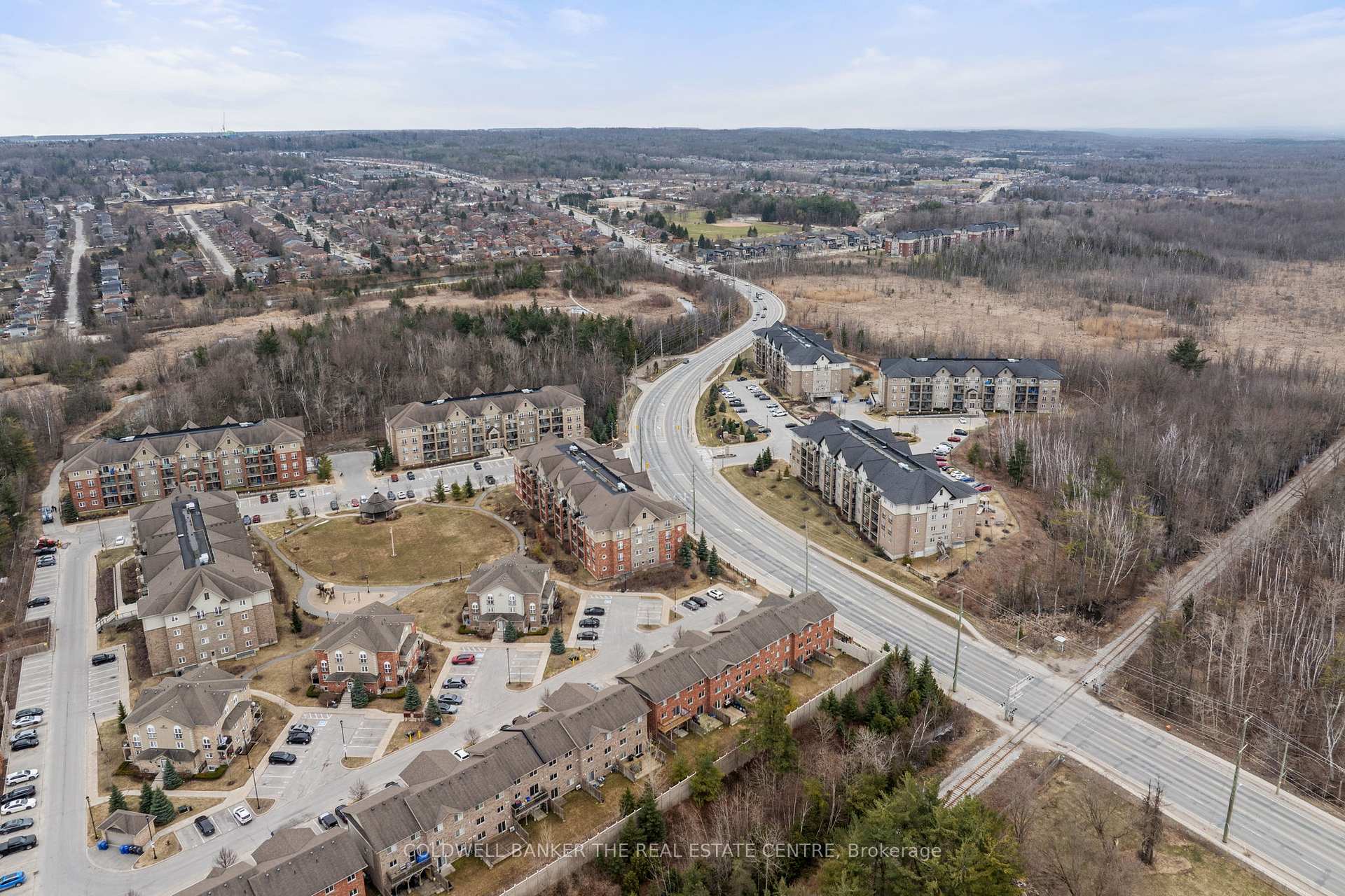 Photo 25 of Unit 1, 53 Ferndale Drive S, Barrie, Ardagh — HOMEH