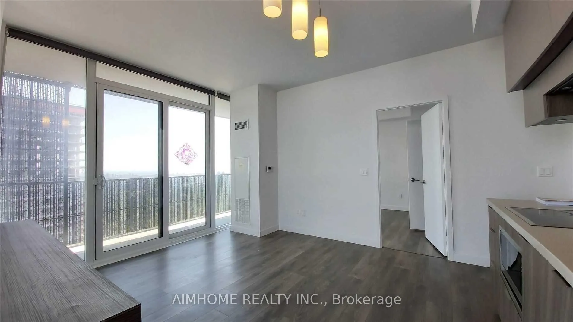 Photo 4 of Unit 3111, 8 Eglinton Avenue E, Toronto, Mount Pleasant West — HOMEH