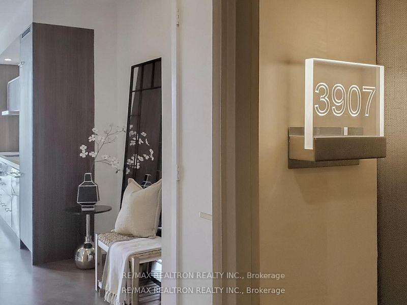 Photo 4 of Unit 3907, 45 Charles Street E, Toronto, Church-Yonge Corridor — HOMEH