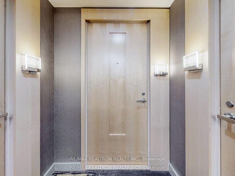 Photo 5 of Unit 3907, 45 Charles Street E, Toronto, Church-Yonge Corridor — HOMEH
