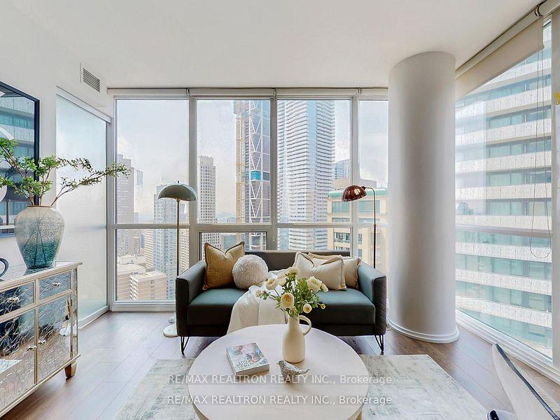 Photo 6 of Unit 3907, 45 Charles Street E, Toronto, Church-Yonge Corridor — HOMEH
