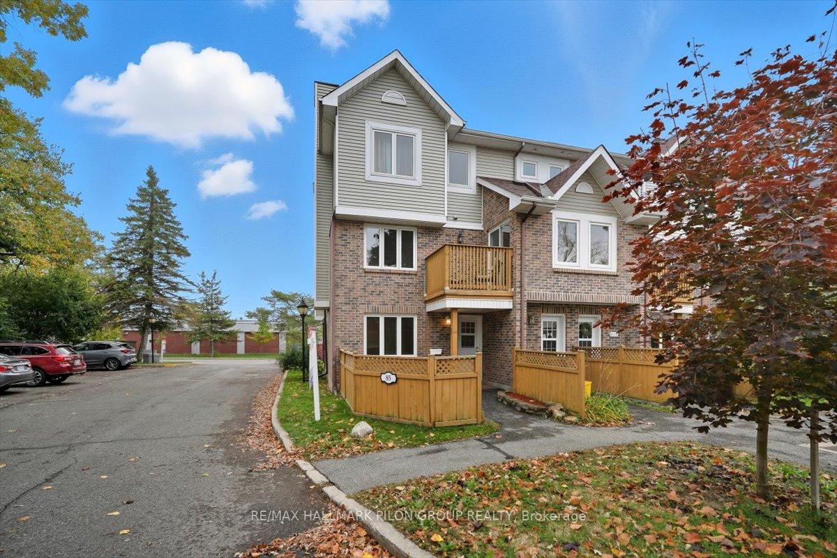 Front of Unit A, 85 Findlay Avenue