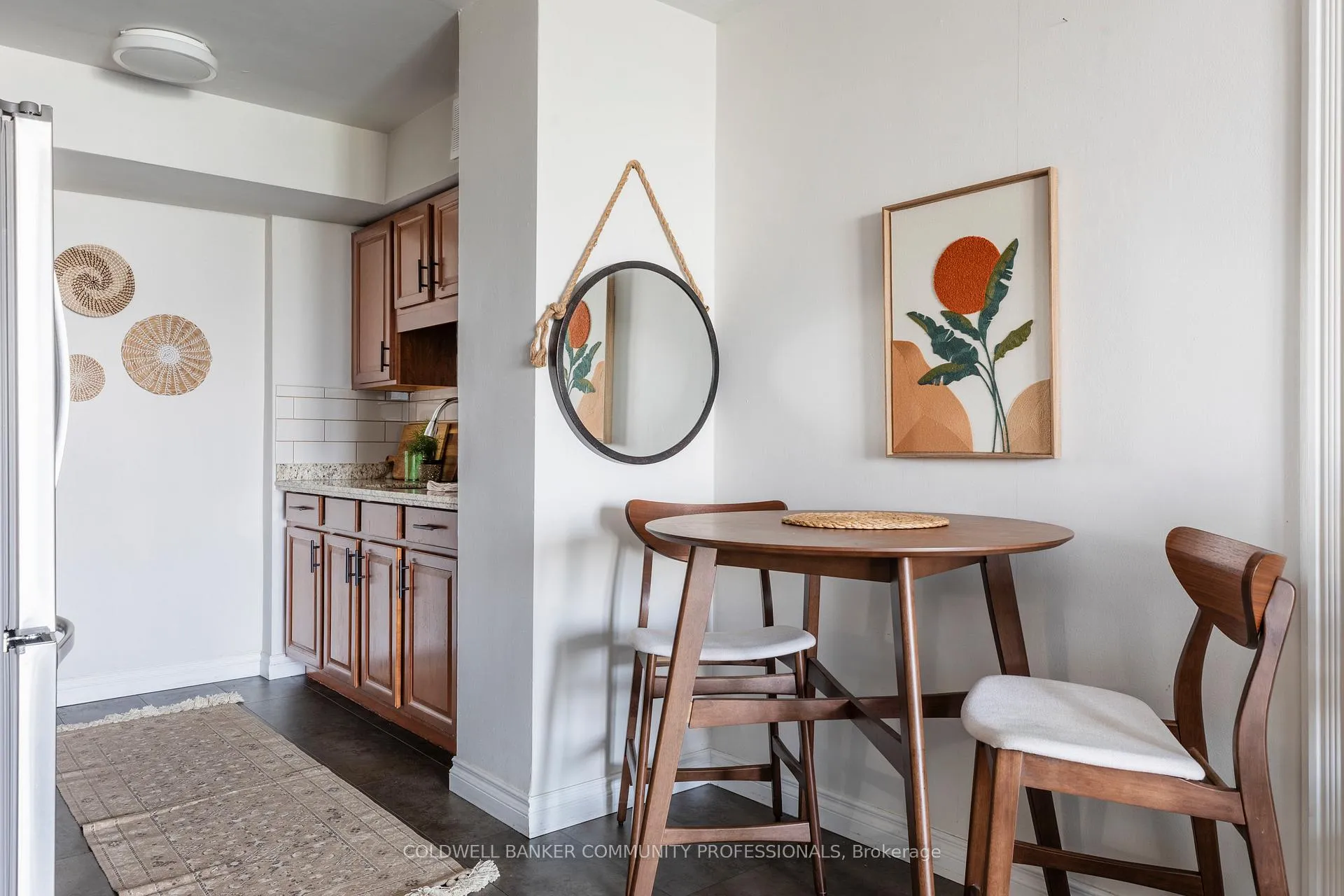 Photo 9 of Unit 902, 141 Catharine Street S, Hamilton, Corktown — HOMEH