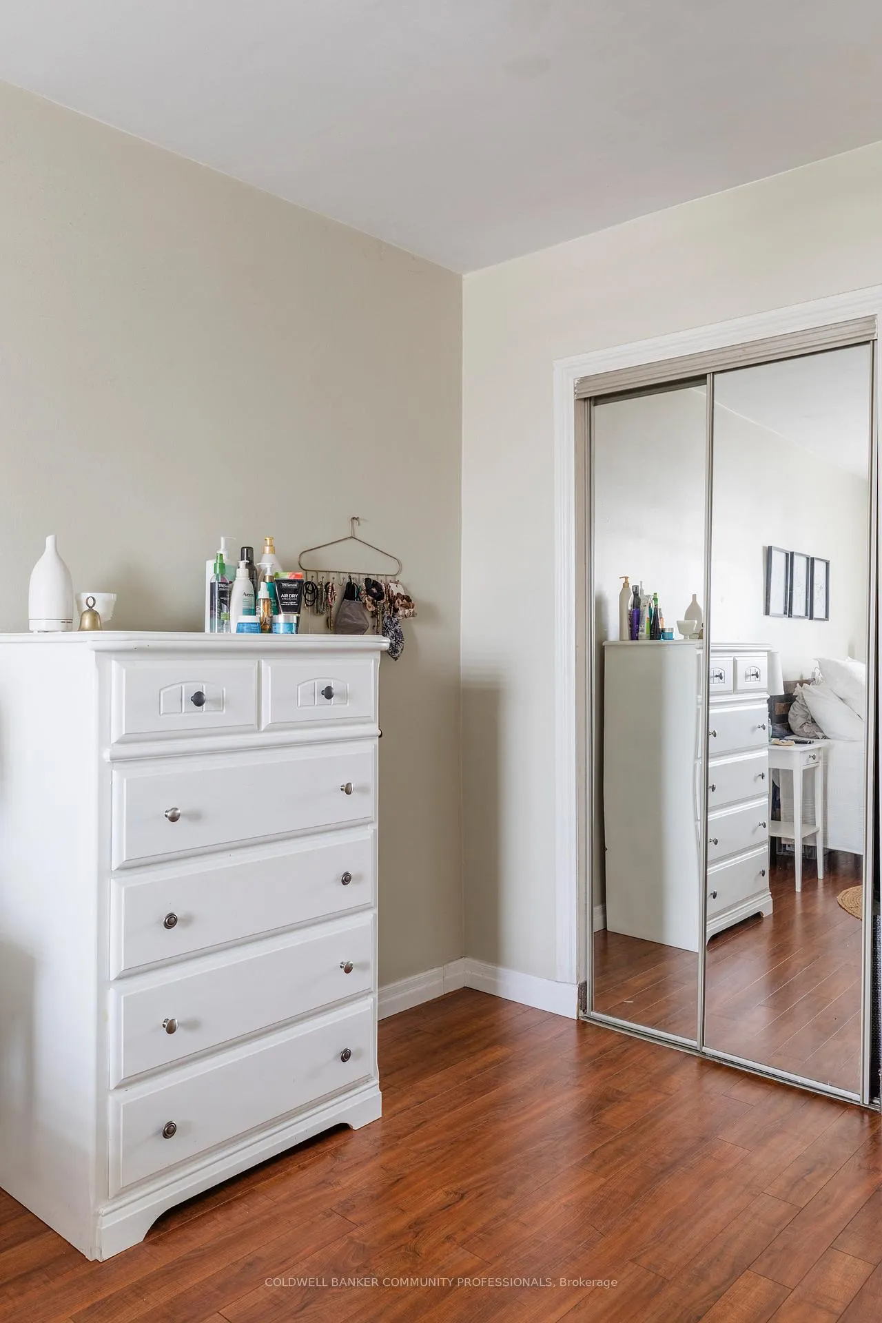 Photo 26 of Unit 902, 141 Catharine Street S, Hamilton, Corktown — HOMEH