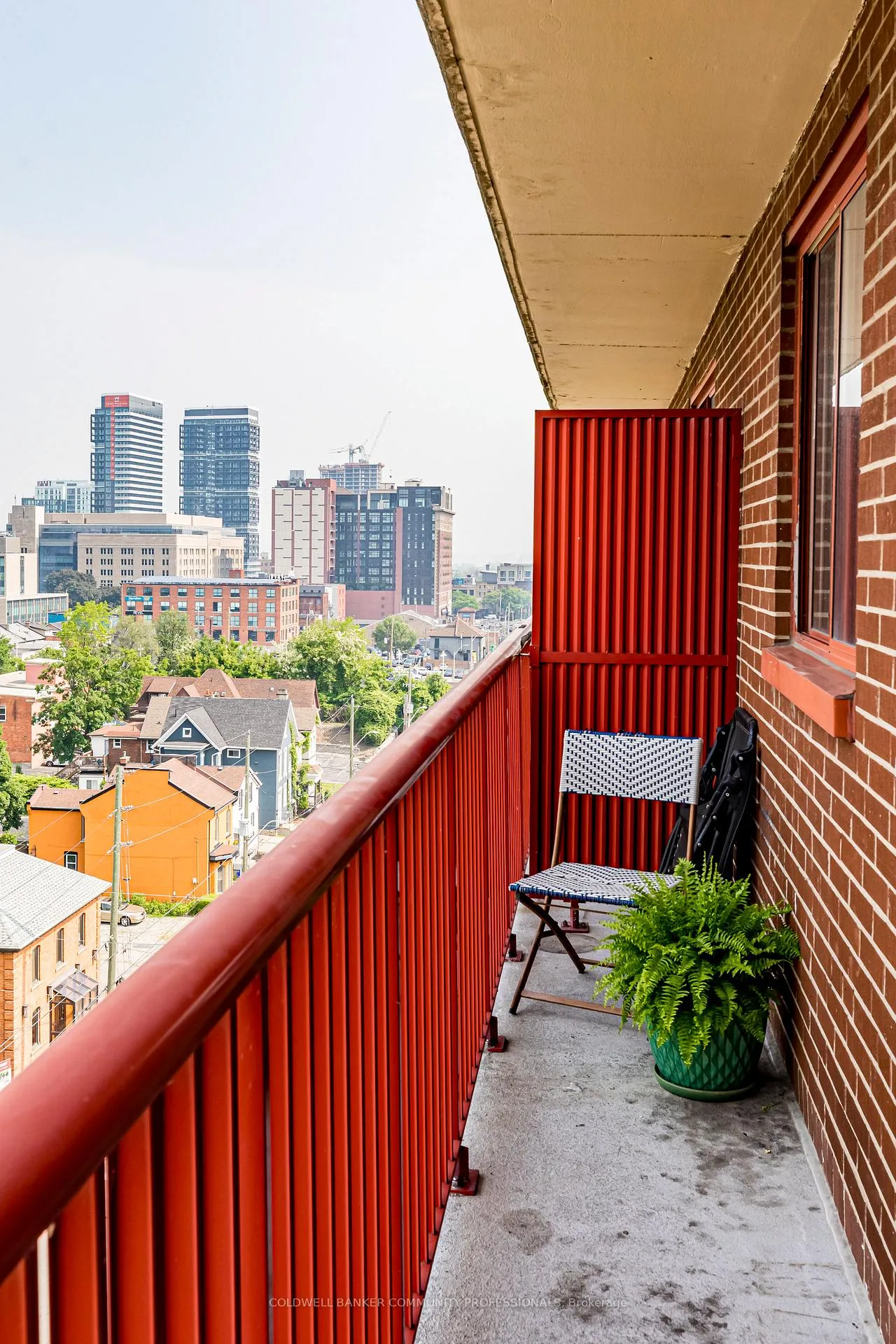 Photo 29 of Unit 902, 141 Catharine Street S, Hamilton, Corktown — HOMEH