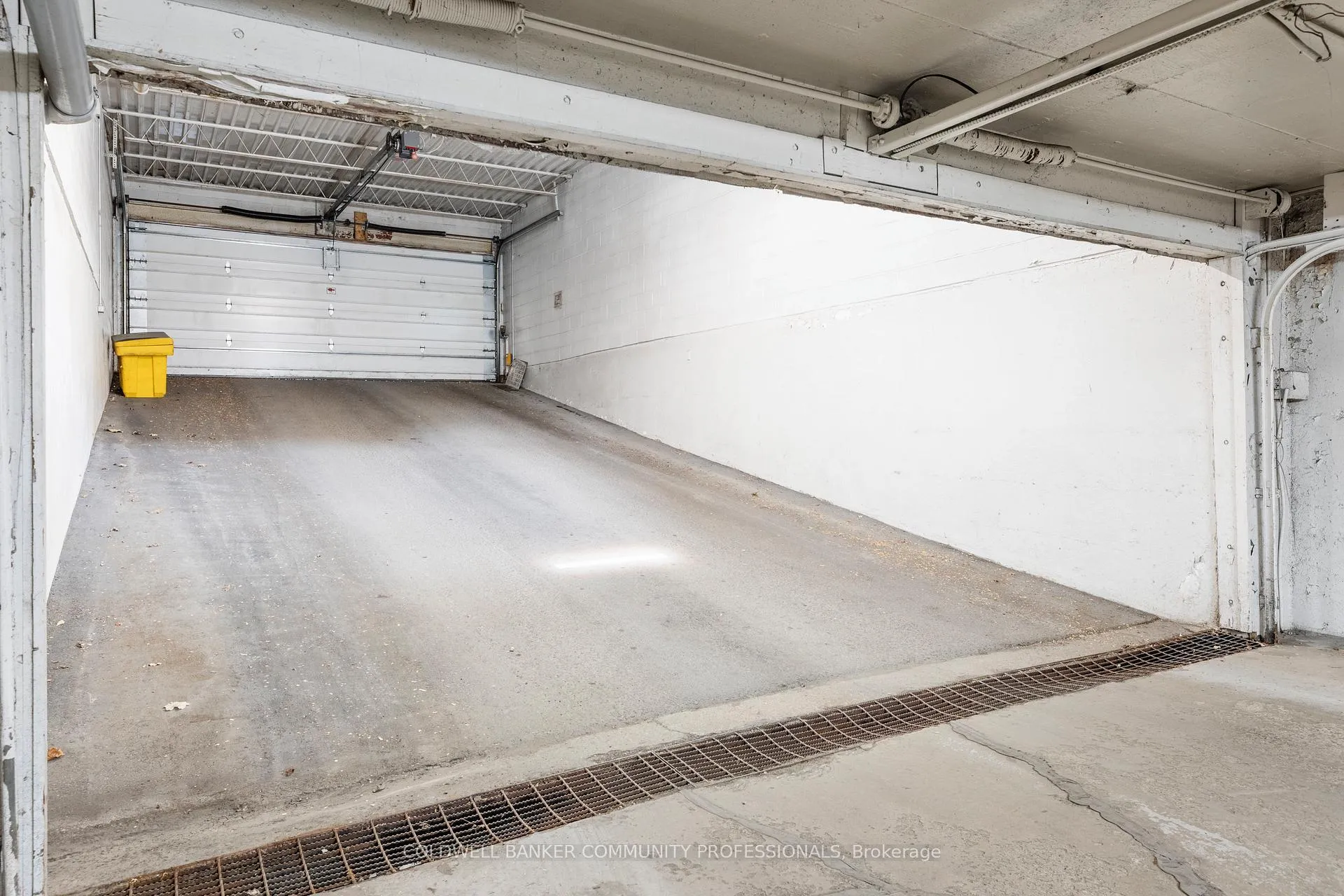 Photo 35 of Unit 902, 141 Catharine Street S, Hamilton, Corktown — HOMEH
