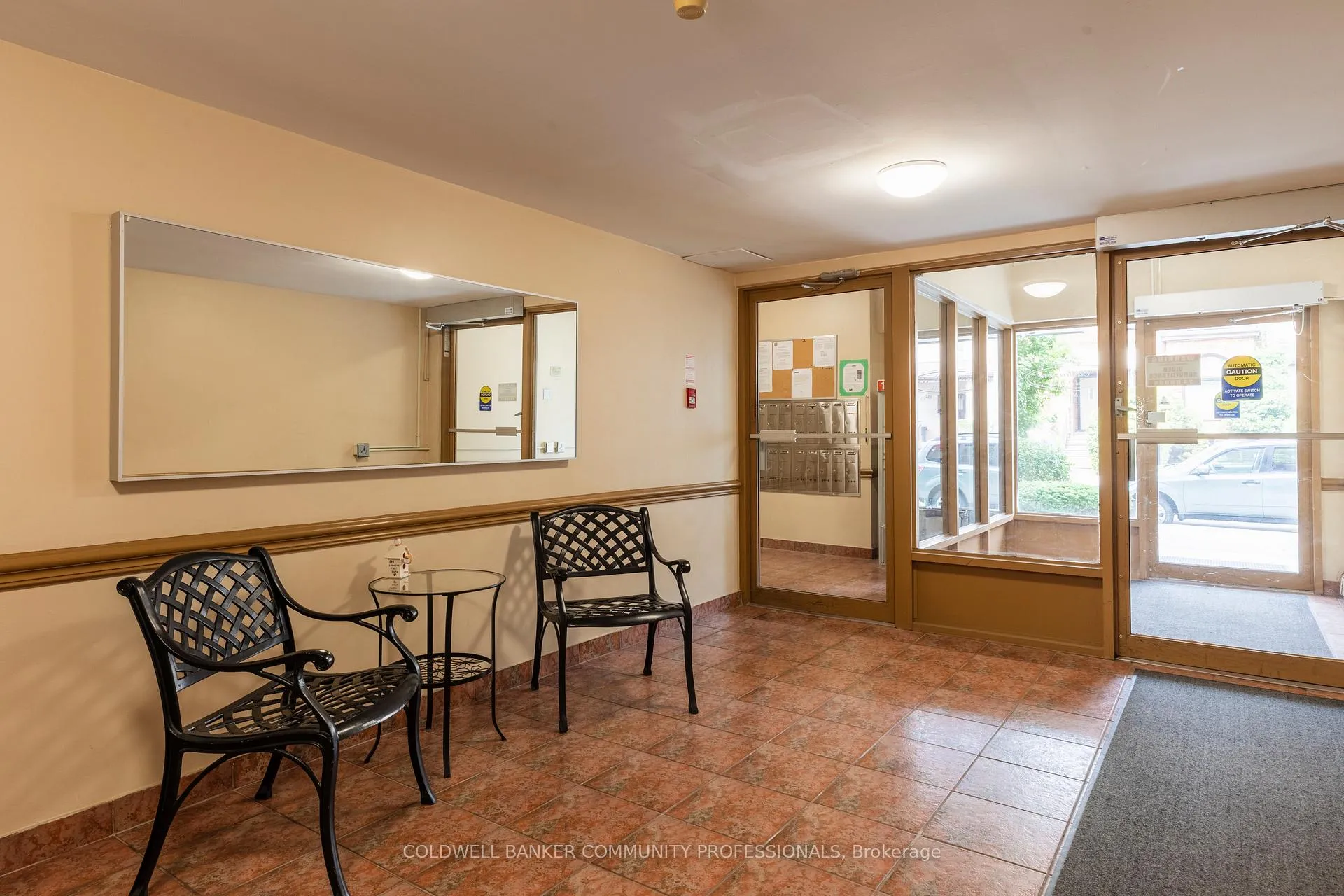 Photo 36 of Unit 902, 141 Catharine Street S, Hamilton, Corktown — HOMEH