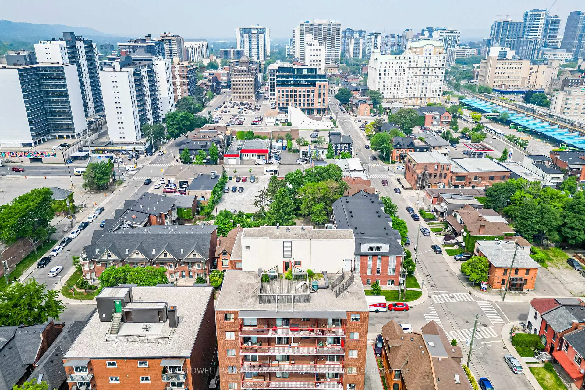 Photo 41 of Unit 902, 141 Catharine Street S, Hamilton, Corktown — HOMEH