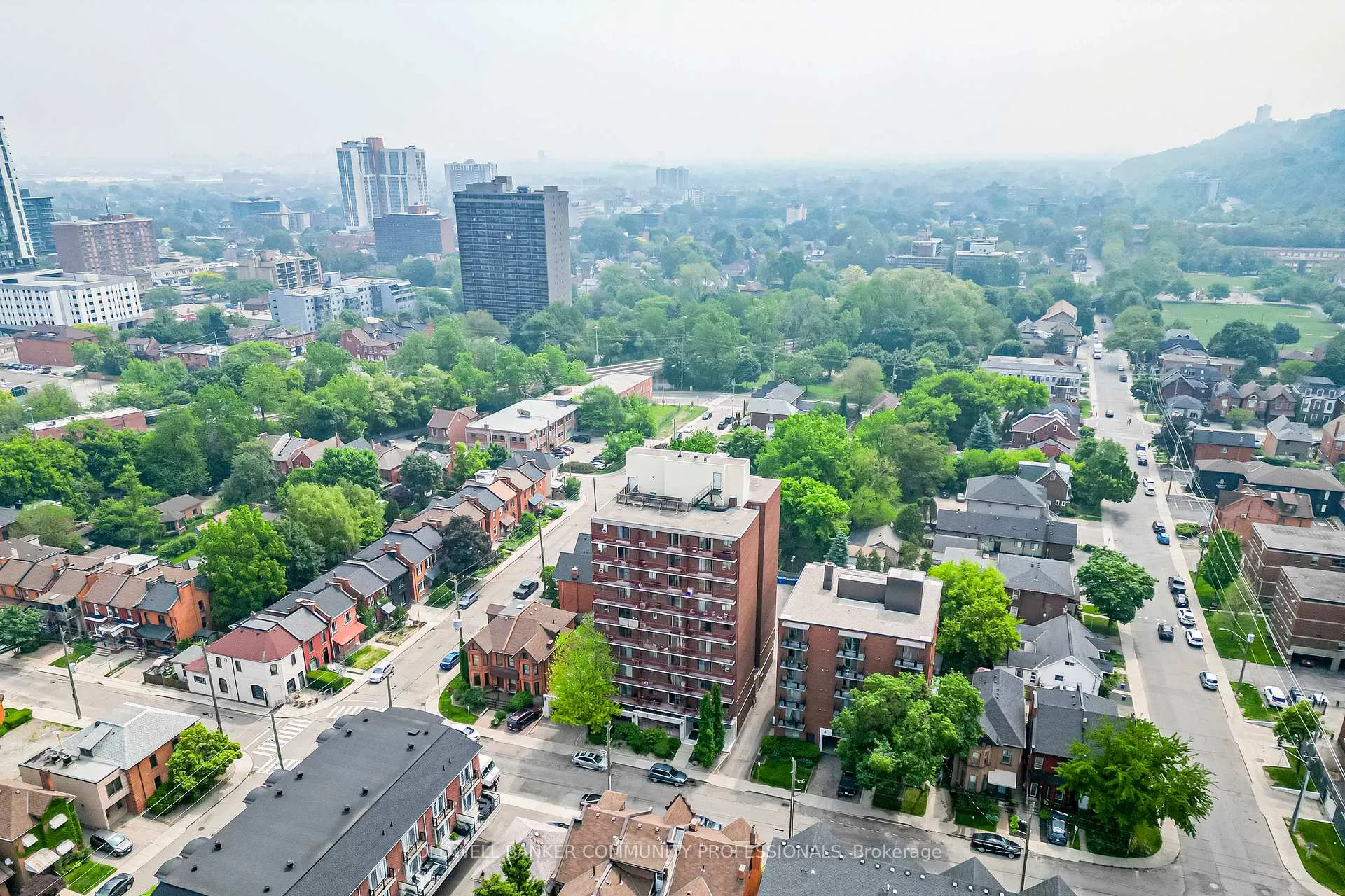 Photo 42 of Unit 902, 141 Catharine Street S, Hamilton, Corktown — HOMEH