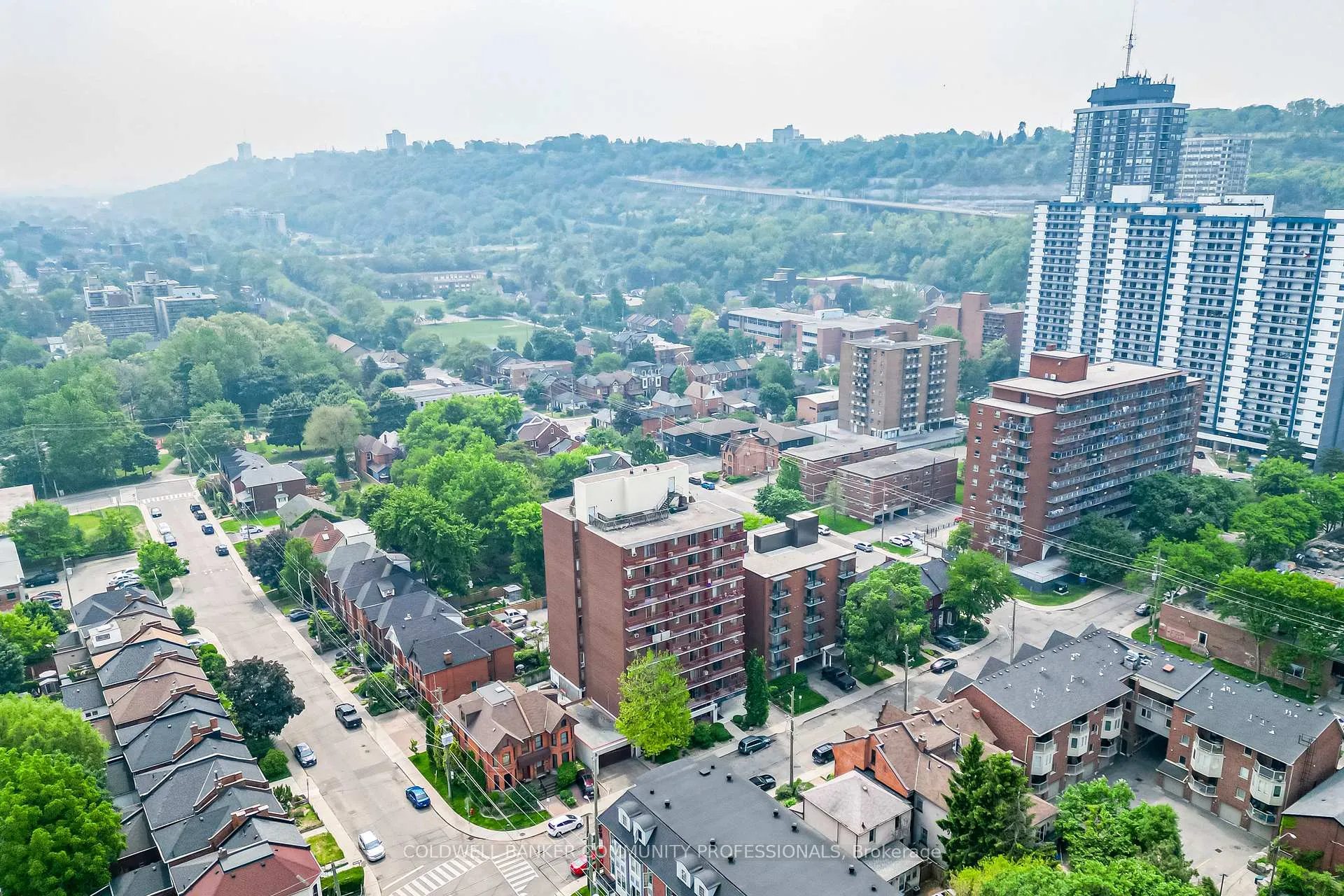 Photo 43 of Unit 902, 141 Catharine Street S, Hamilton, Corktown — HOMEH