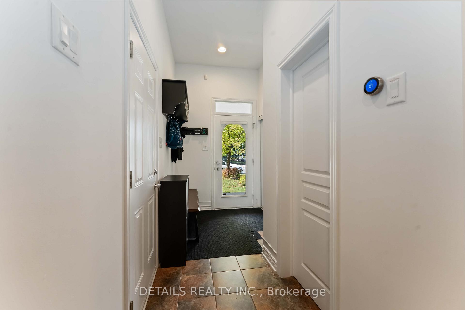 Photo 2 of 258 Stedman Street, Ottawa, Blossom Park/Kemp Park/Findlay Creek — HOMEH