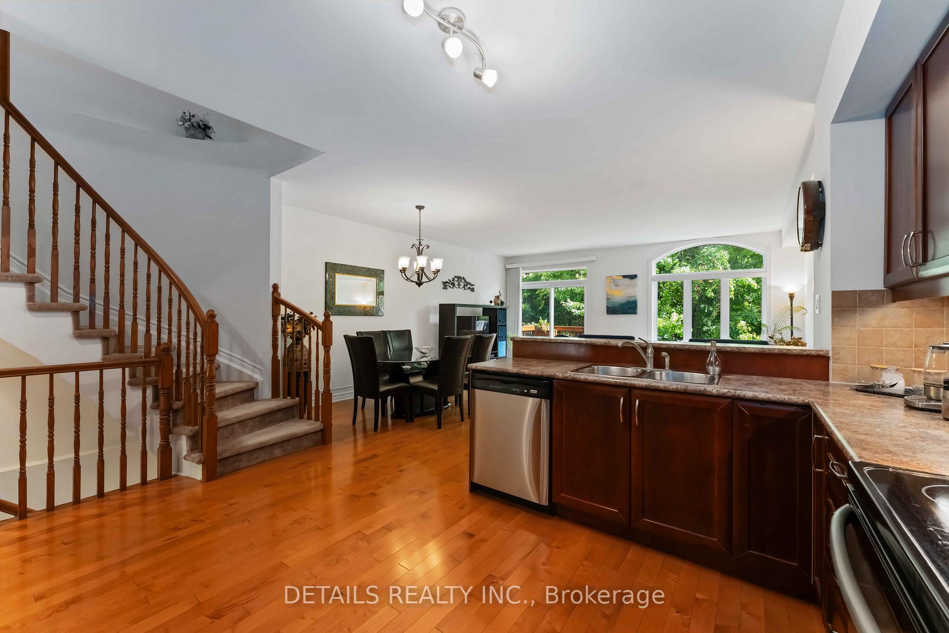 Photo 4 of 258 Stedman Street, Ottawa, Blossom Park/Kemp Park/Findlay Creek — HOMEH