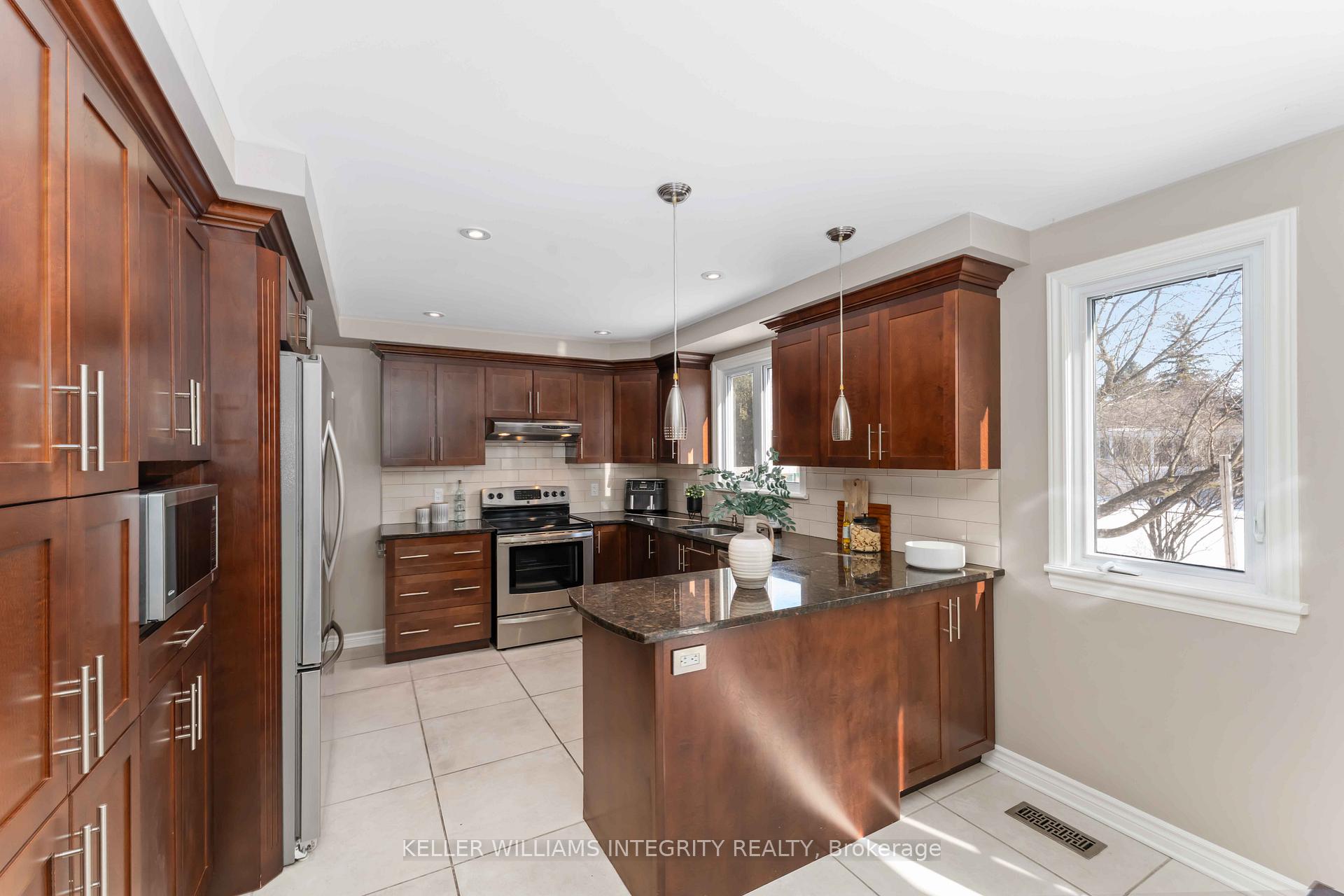 Photo 6 of 1324 Matheson Road, Ottawa, Carson Grove — HOMEH