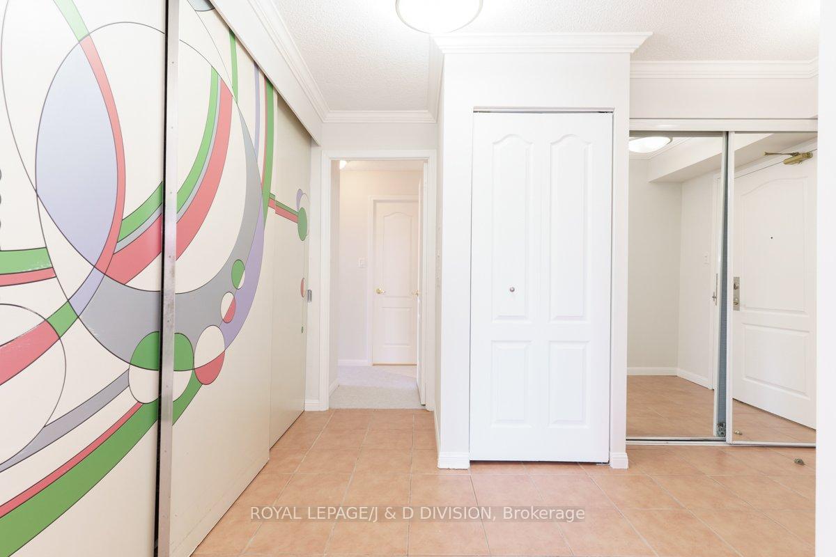 Photo 5 of Unit 404, 18 Wanless Avenue, Toronto, Lawrence Park North — HOMEH