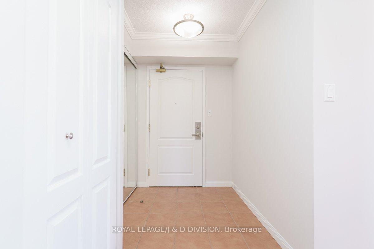 Photo 6 of Unit 404, 18 Wanless Avenue, Toronto, Lawrence Park North — HOMEH