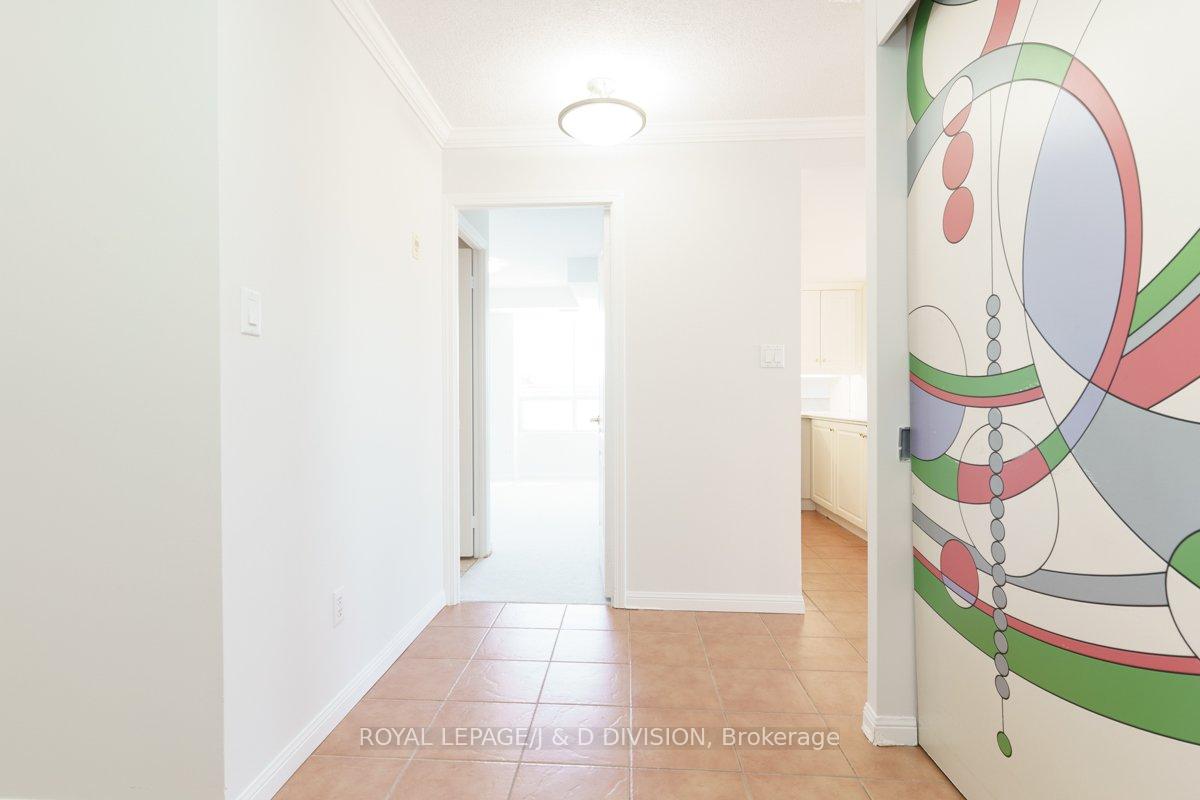 Photo 7 of Unit 404, 18 Wanless Avenue, Toronto, Lawrence Park North — HOMEH