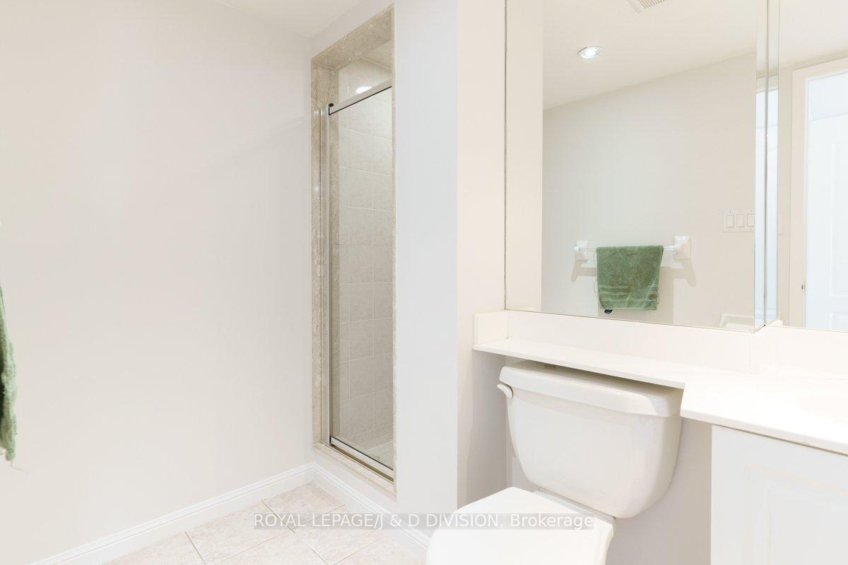 Photo 8 of Unit 404, 18 Wanless Avenue, Toronto, Lawrence Park North — HOMEH