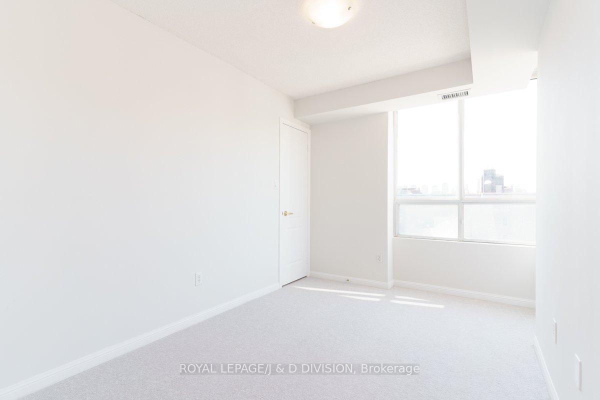 Photo 10 of Unit 404, 18 Wanless Avenue, Toronto, Lawrence Park North — HOMEH