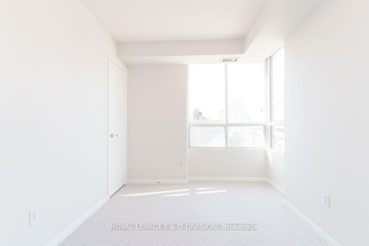 Photo 11 of Unit 404, 18 Wanless Avenue, Toronto, Lawrence Park North — HOMEH