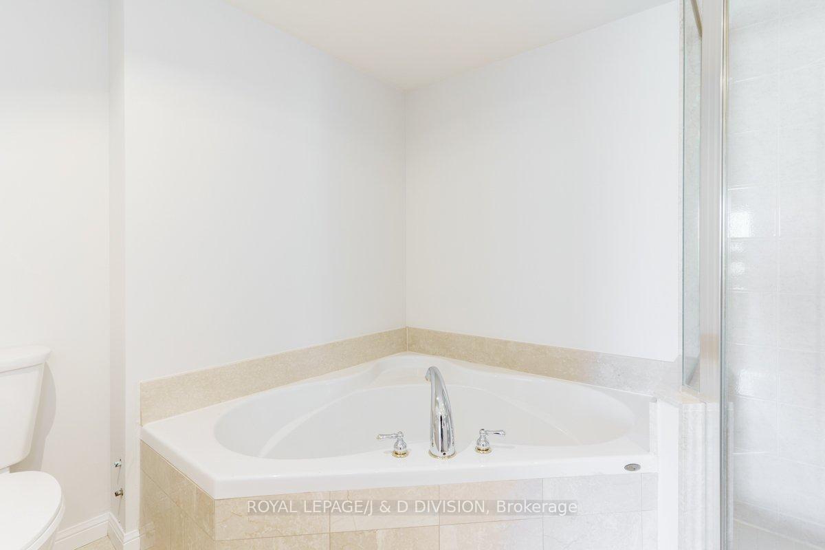 Photo 23 of Unit 404, 18 Wanless Avenue, Toronto, Lawrence Park North — HOMEH
