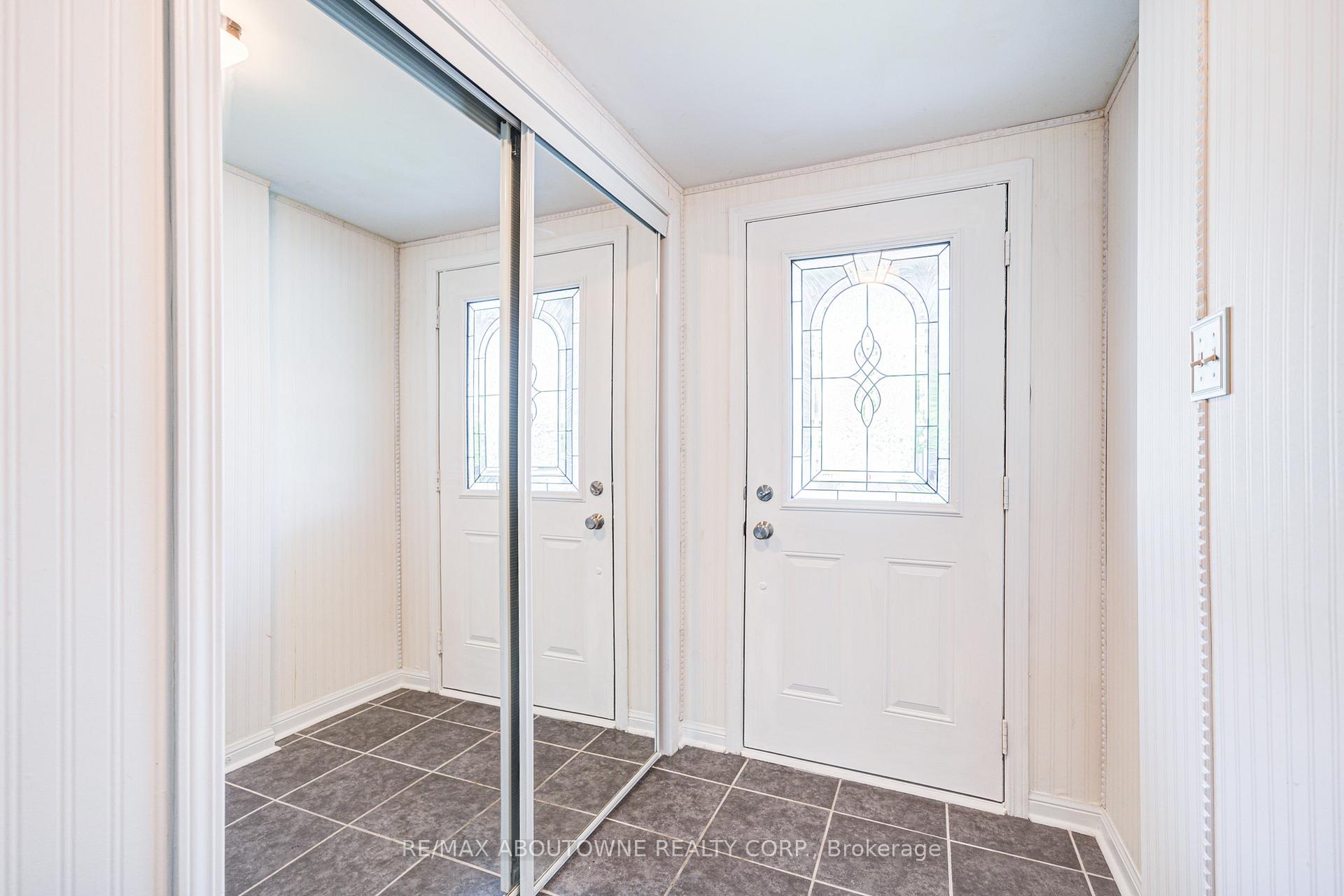 Photo 7 of Unit 63, 470 Beach Boulevard, Hamilton, Hamilton Beach — HOMEH
