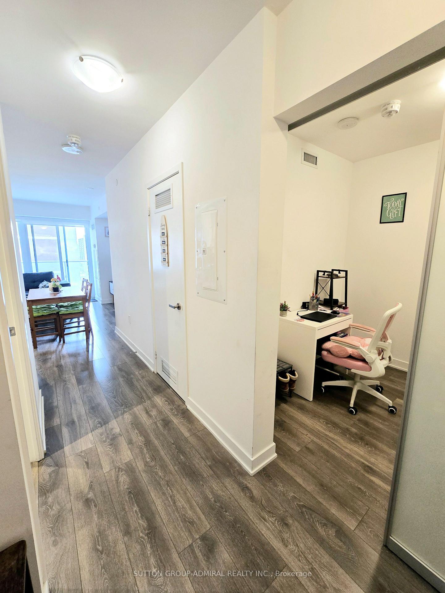 Photo 17 of Unit 1009, 195 Redpath Avenue, Toronto, Mount Pleasant West — HOMEH
