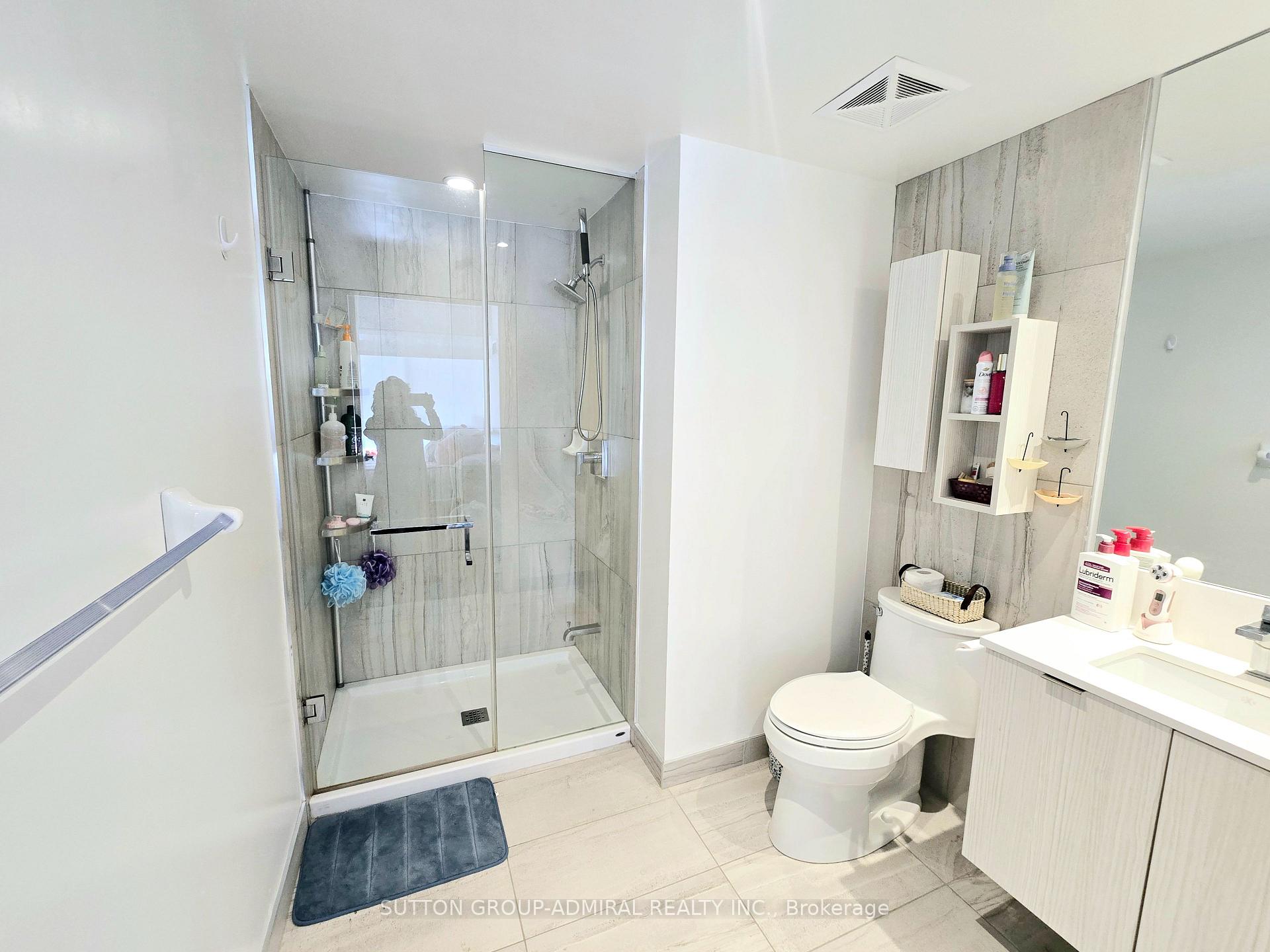 Photo 41 of Unit 1009, 195 Redpath Avenue, Toronto, Mount Pleasant West — HOMEH
