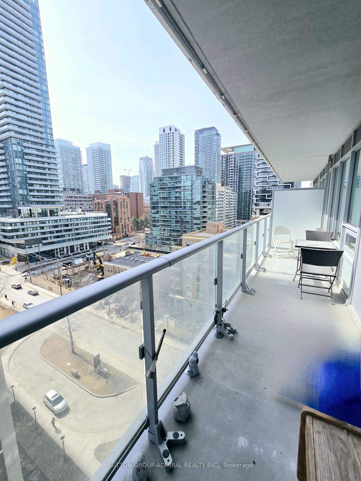 Photo 43 of Unit 1009, 195 Redpath Avenue, Toronto, Mount Pleasant West — HOMEH