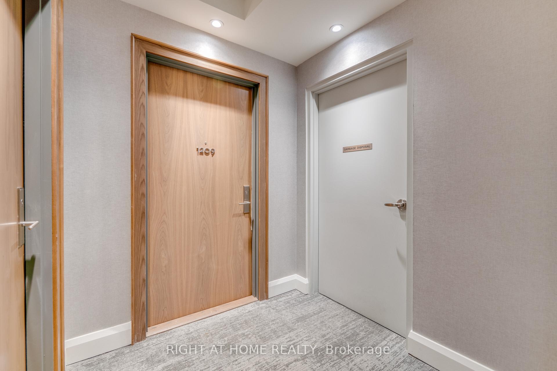 Photo 6 of Unit 1209, 1 Grandview Avenue, Markham, Thornhill — HOMEH