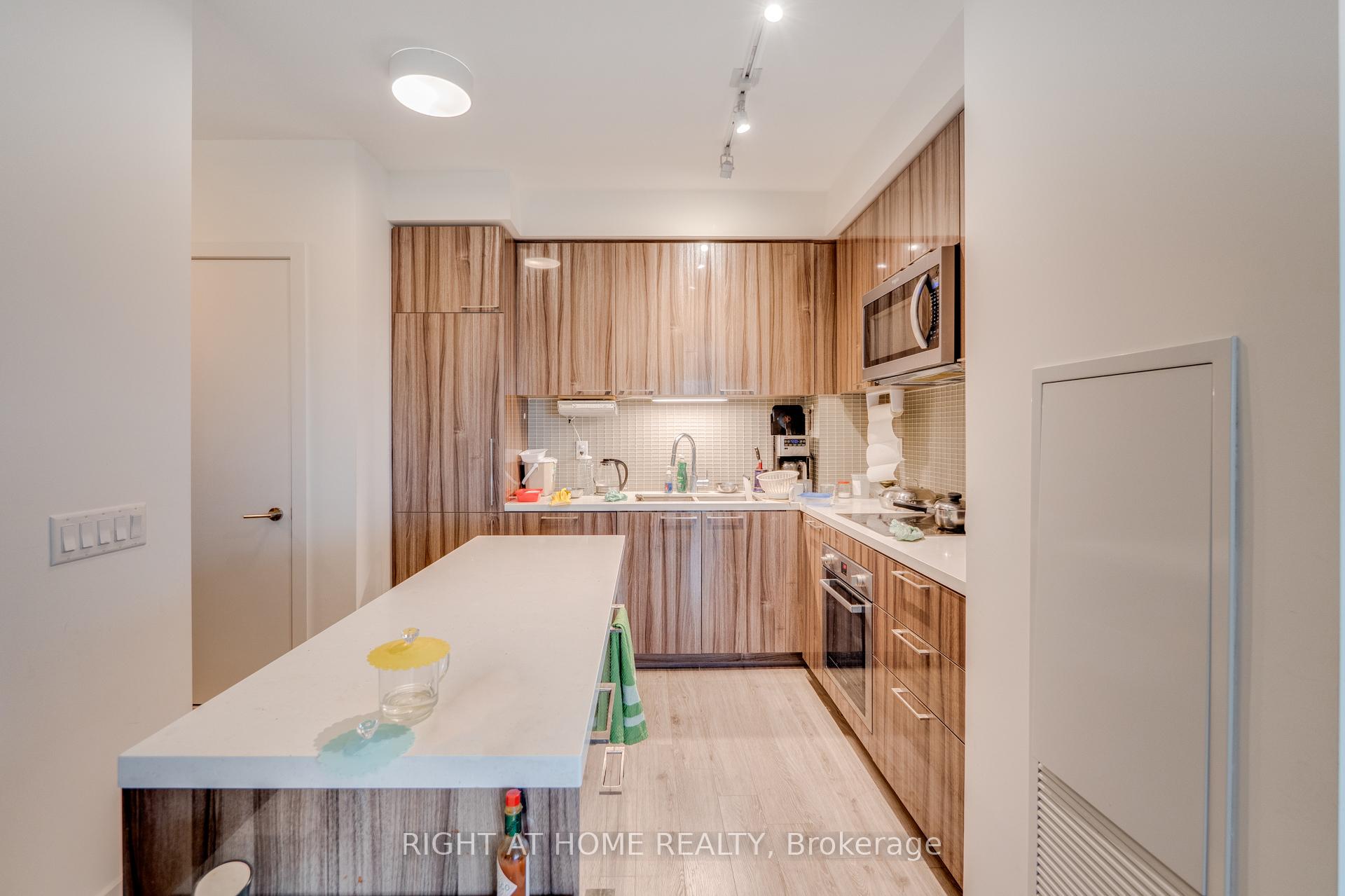 Photo 12 of Unit 1209, 1 Grandview Avenue, Markham, Thornhill — HOMEH