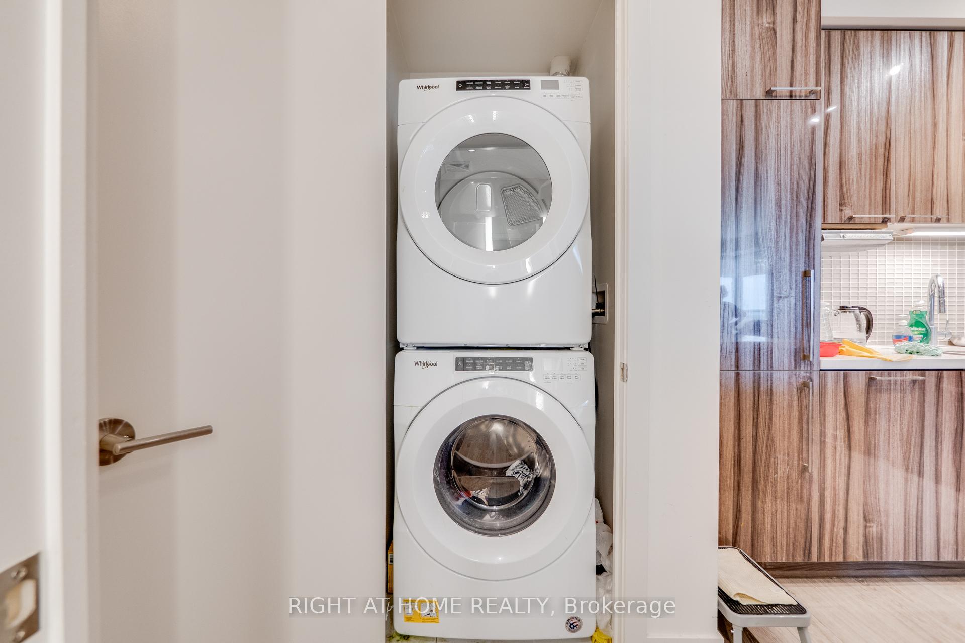 Photo 24 of Unit 1209, 1 Grandview Avenue, Markham, Thornhill — HOMEH