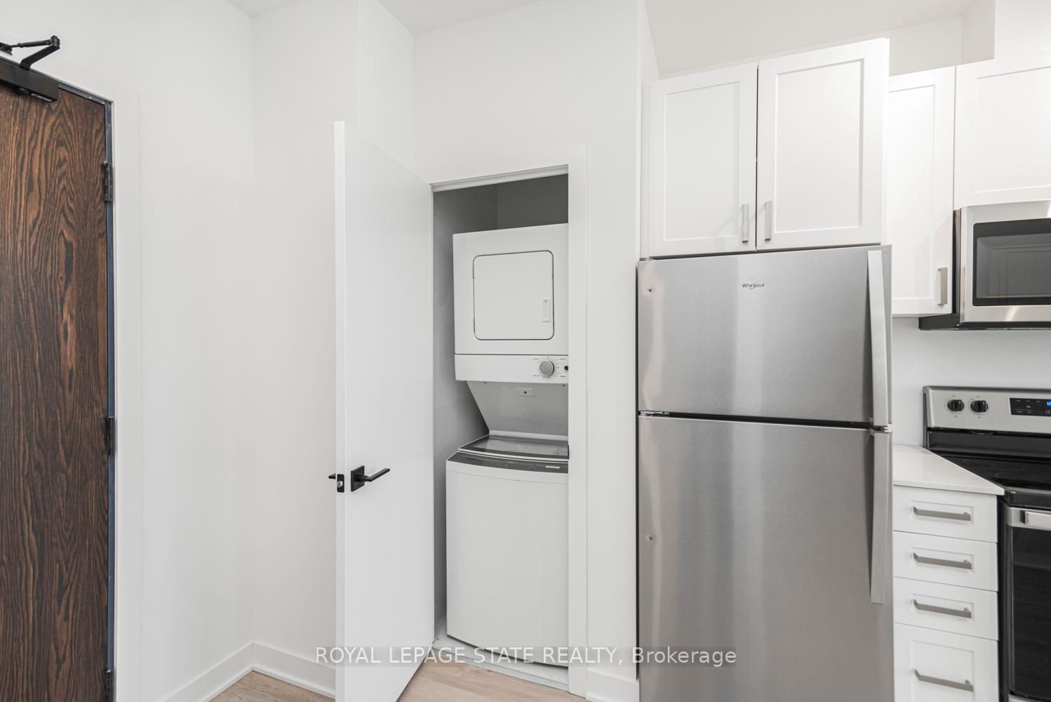 Photo 27 of Unit 813, 2782 Barton Street E, Hamilton, Grayside — HOMEH