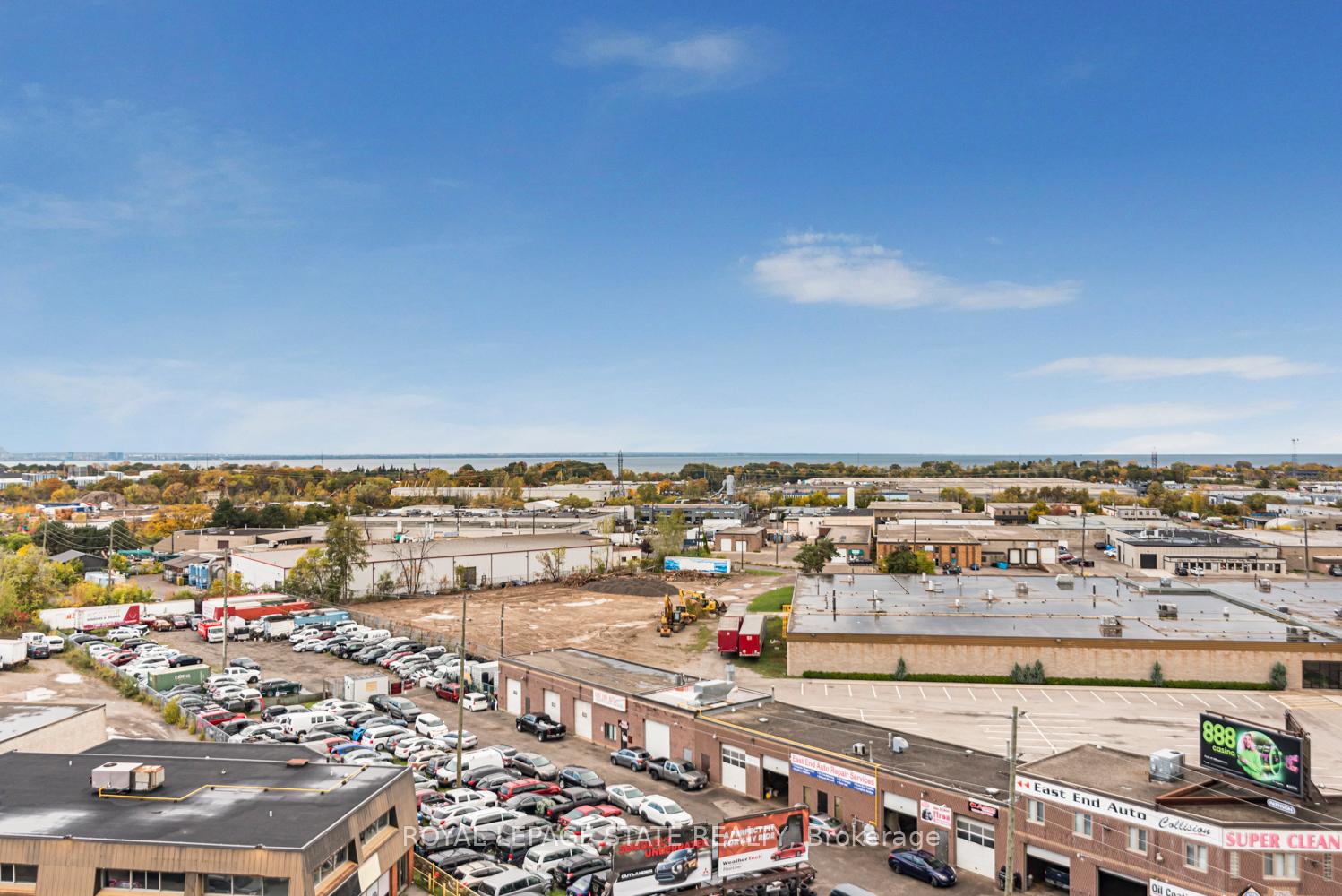 Photo 31 of Unit 813, 2782 Barton Street E, Hamilton, Grayside — HOMEH