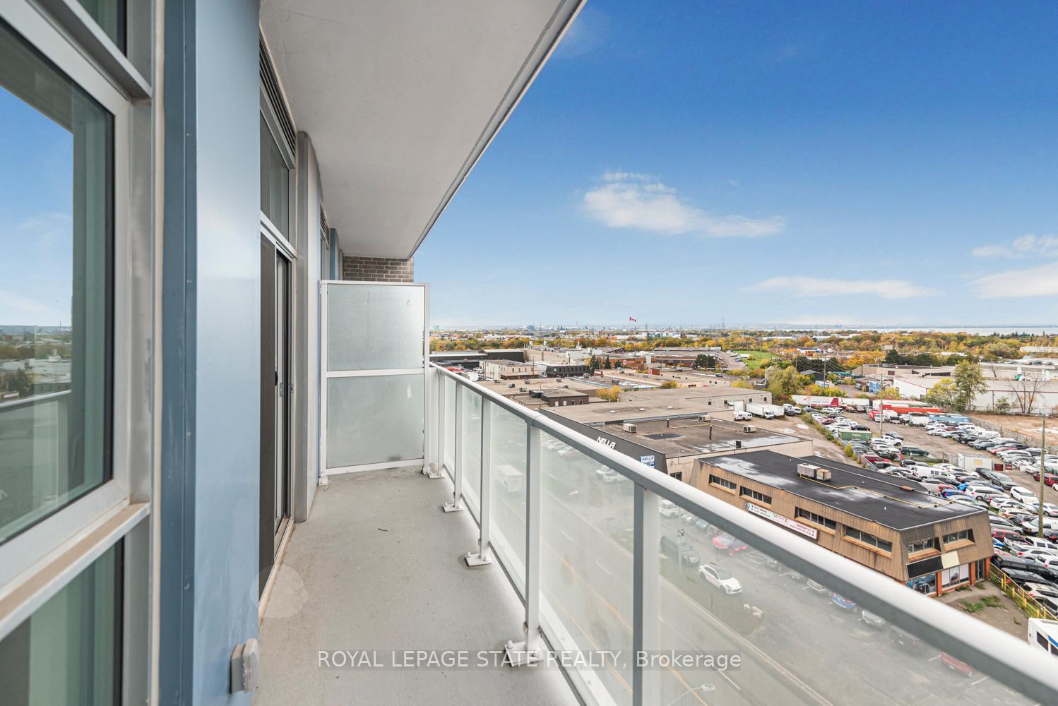 Photo 32 of Unit 813, 2782 Barton Street E, Hamilton, Grayside — HOMEH