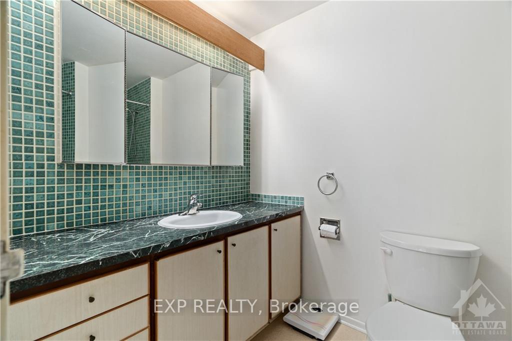 Photo 13 of Unit 301, 373 Laurier Avenue E, Ottawa, Sandy Hill — HOMEH