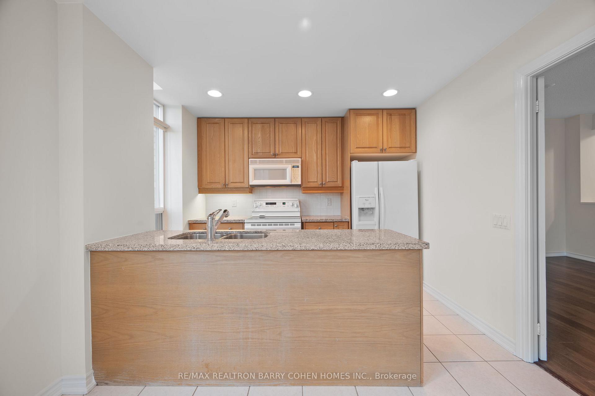 Photo 9 of Unit 201, 1 Glen Park Avenue, Toronto, Englemount-Lawrence — HOMEH