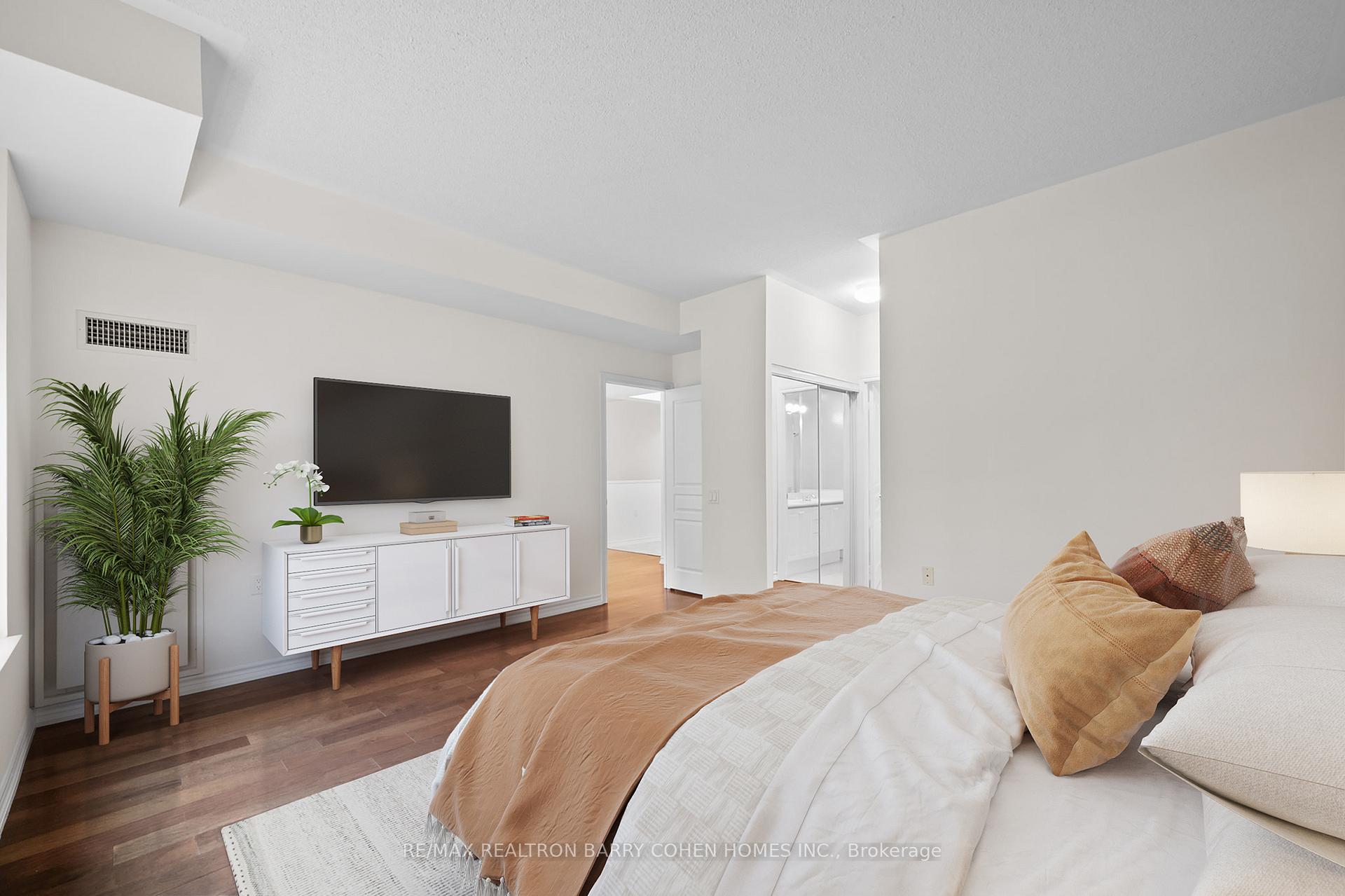 Photo 27 of Unit 201, 1 Glen Park Avenue, Toronto, Englemount-Lawrence — HOMEH