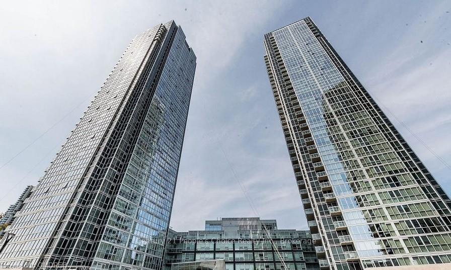 Photo 1 of Unit 524E, 2908 Highway 7, Vaughan, Concord — HOMEH