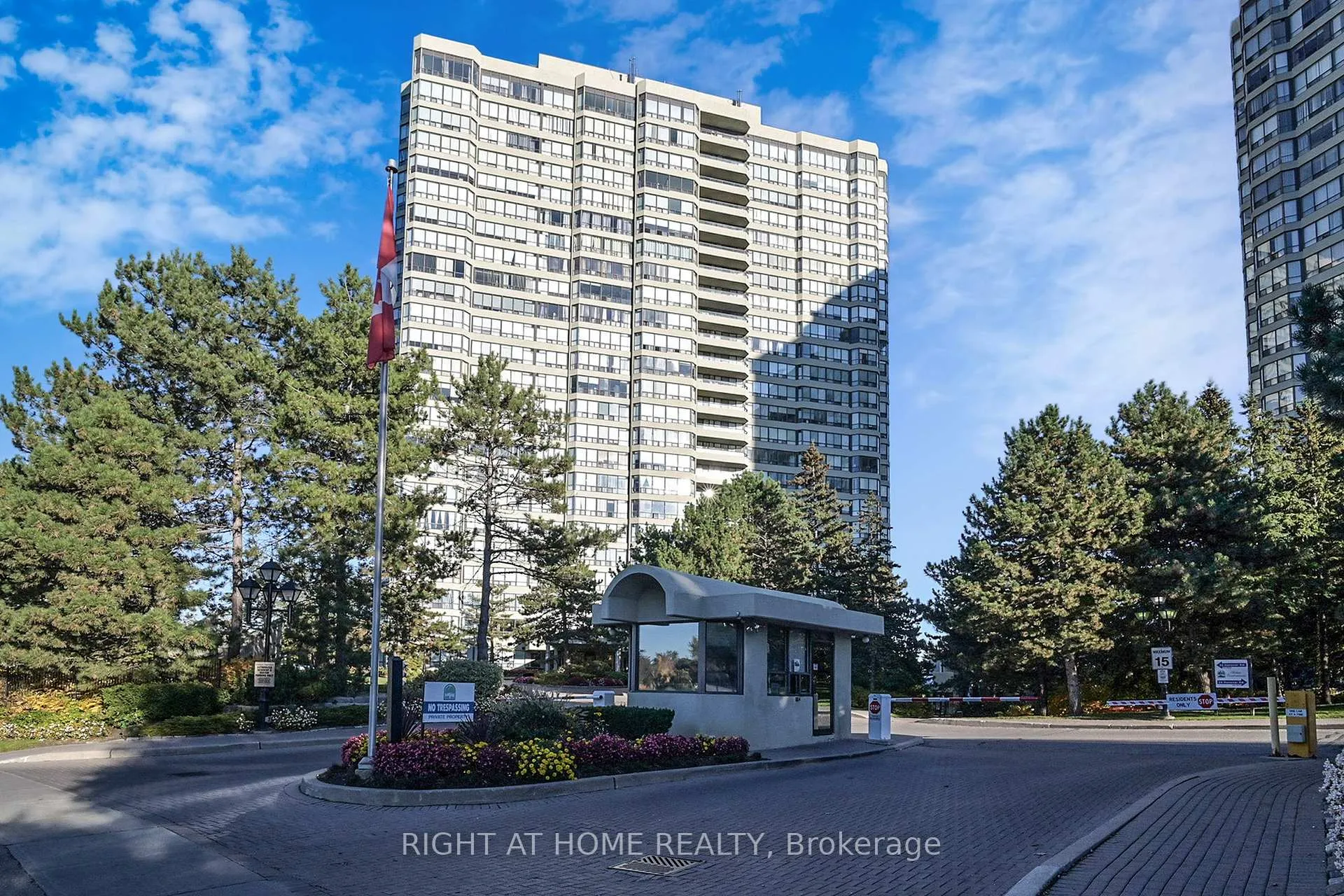 Front of Unit 2206, 22 Hanover Road