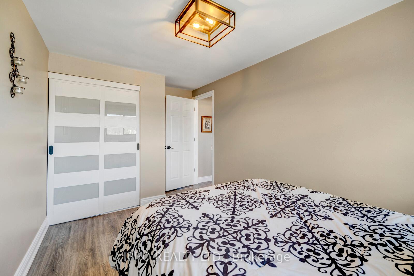 Photo 18 of Unit 3, 985 Limeridge Road E, Hamilton, Berrisfield — HOMEH