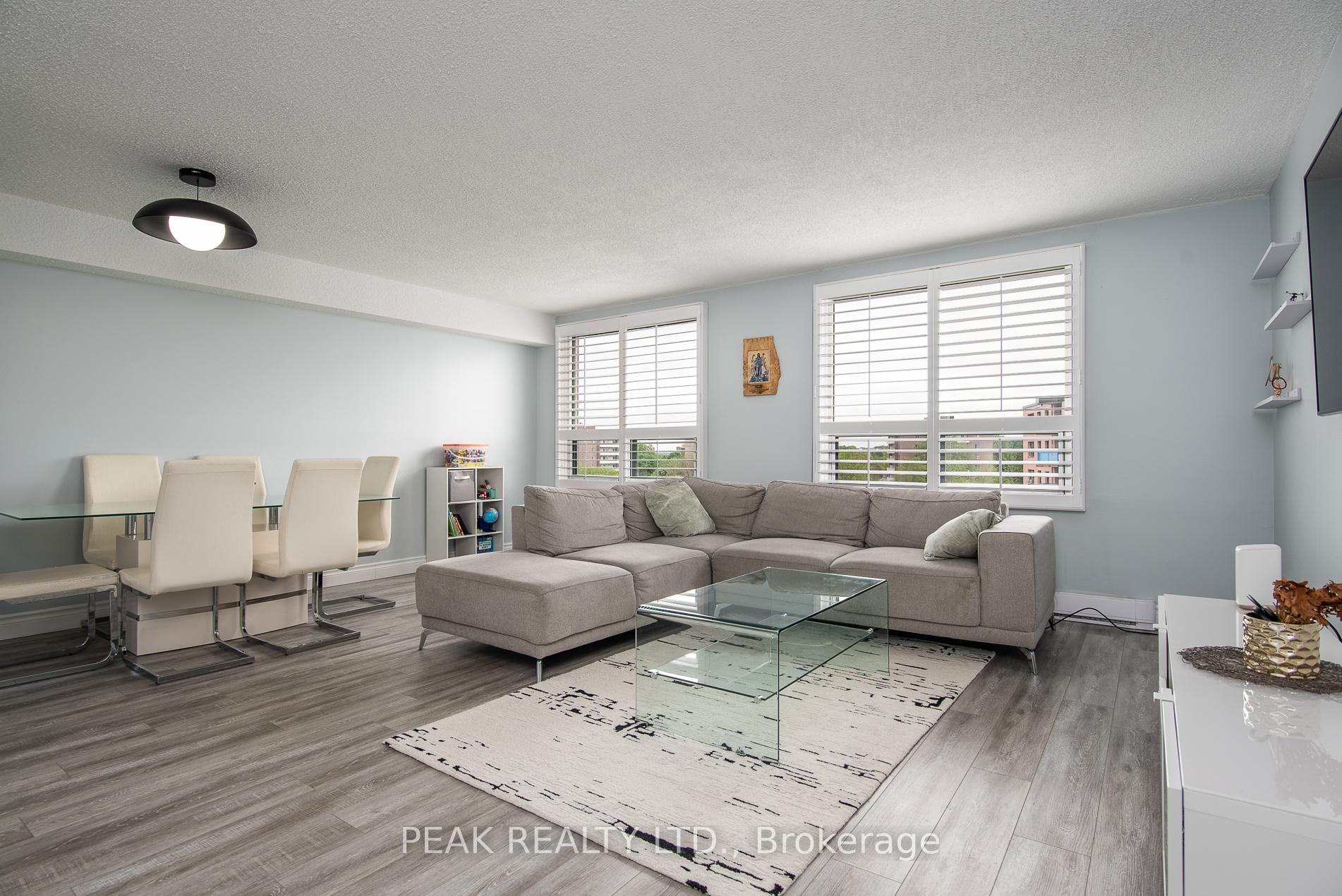 Photo 10 of Unit 611, 18 Holborn Court, Kitchener, Stanley Park — HOMEH