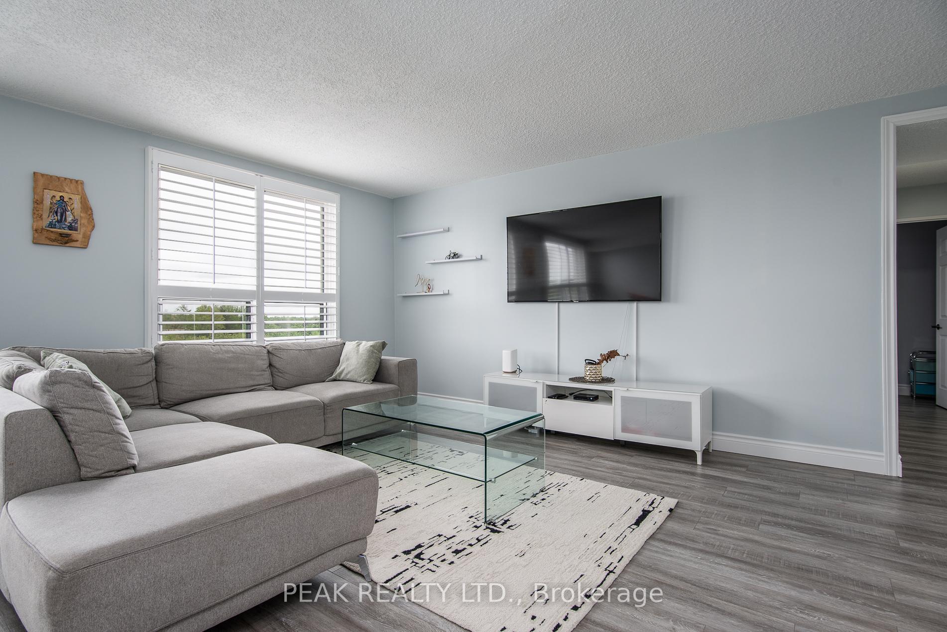 Photo 14 of Unit 611, 18 Holborn Court, Kitchener, Stanley Park — HOMEH