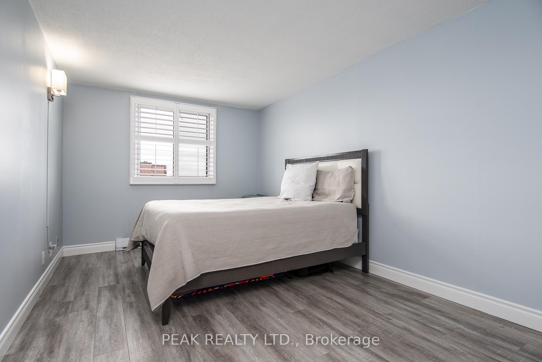 Photo 23 of Unit 611, 18 Holborn Court, Kitchener, Stanley Park — HOMEH